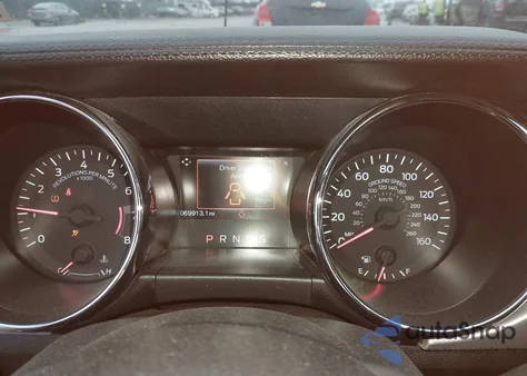 2017 Ford Mustang Gt Premium z USA, uszkodzony, nr VIN 1FATP8FF9H5247931